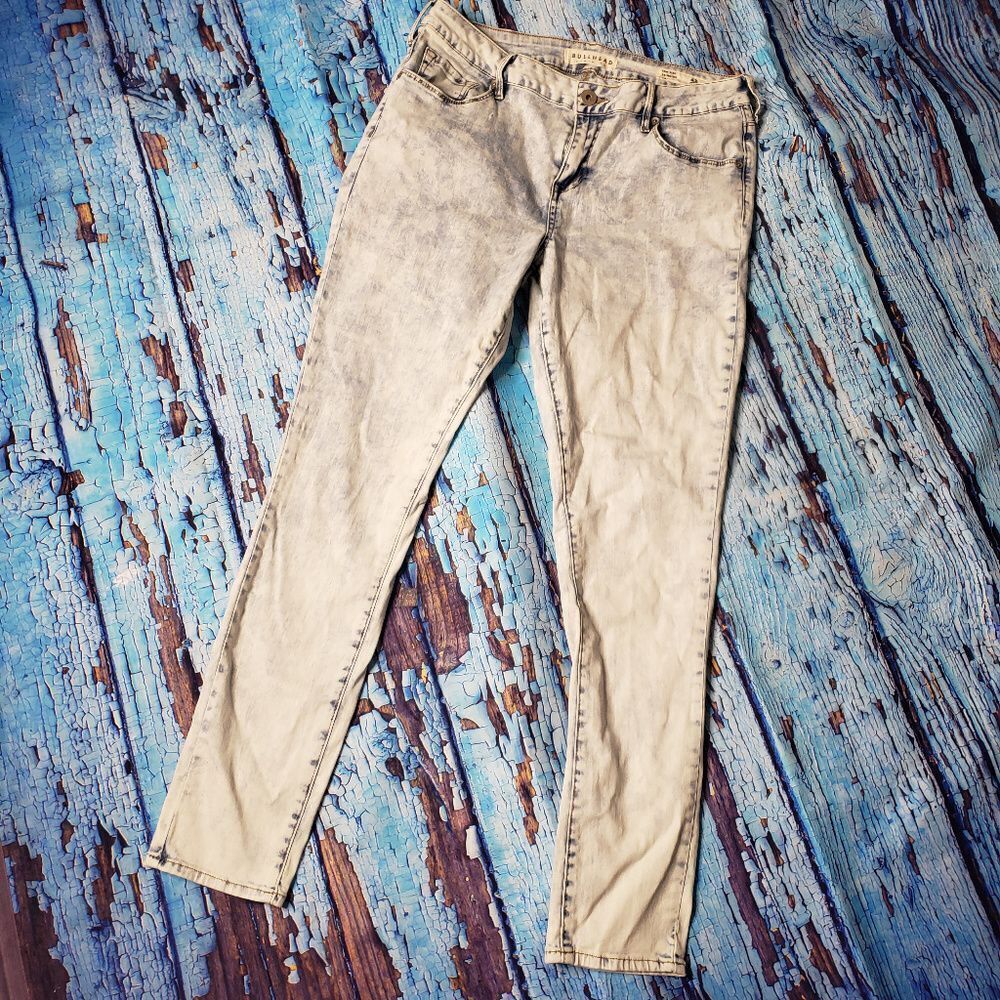 Bullhead Low Rise Skinniest jeans acid wash 13